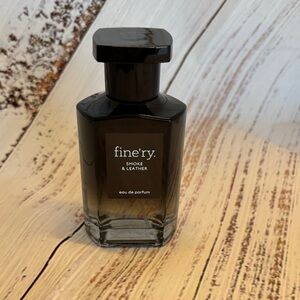 fine’ry. Men’s Eau De Cologne – Smoke & Leather – 2 fl oz 🖤🔥